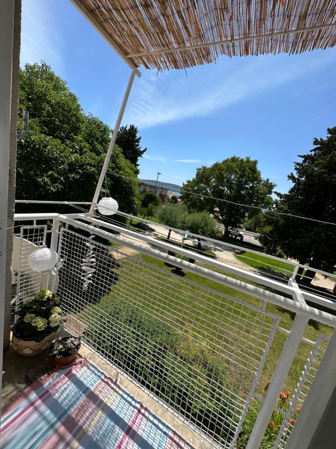 Cosy Family Apartment Marina Kastela Near Airport Exterior foto