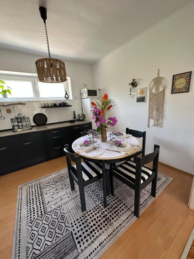 Cosy Family Apartment Marina Kastela Near Airport Exterior foto